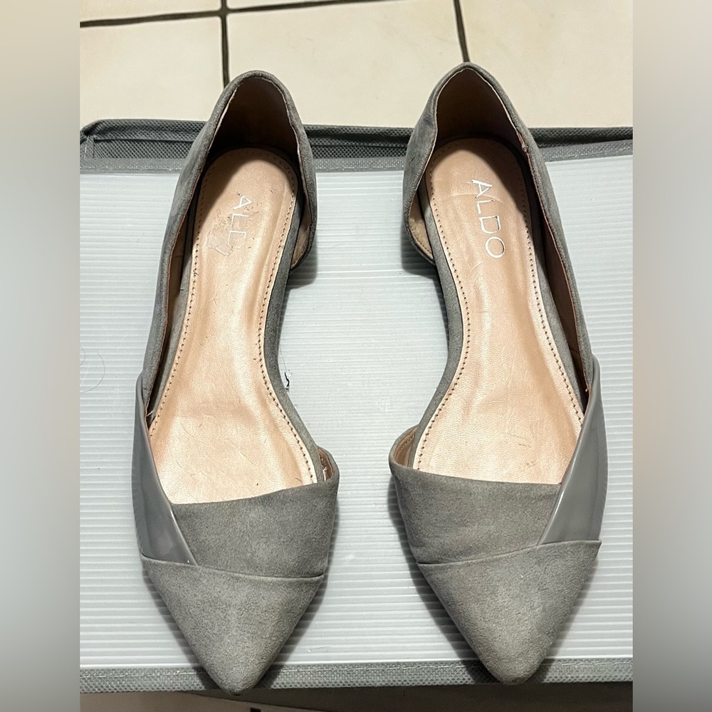 ALDO Women's Gray Flats, size 6.5